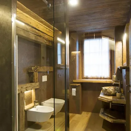 Al Bait Da Lucia 3* Μπόρμιο