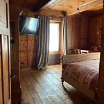 Bed & Breakfast Al Bait Da Lucia 3*